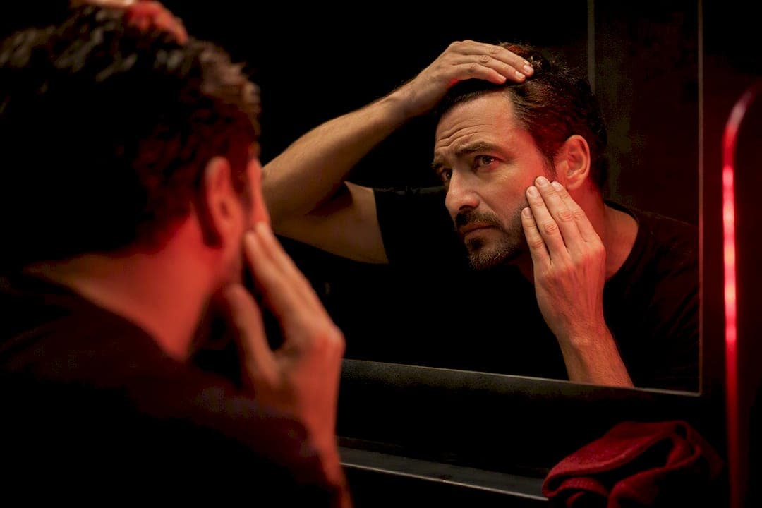Men Over 30: Red Light Therapy Myths That Matter for Hair and Skin
